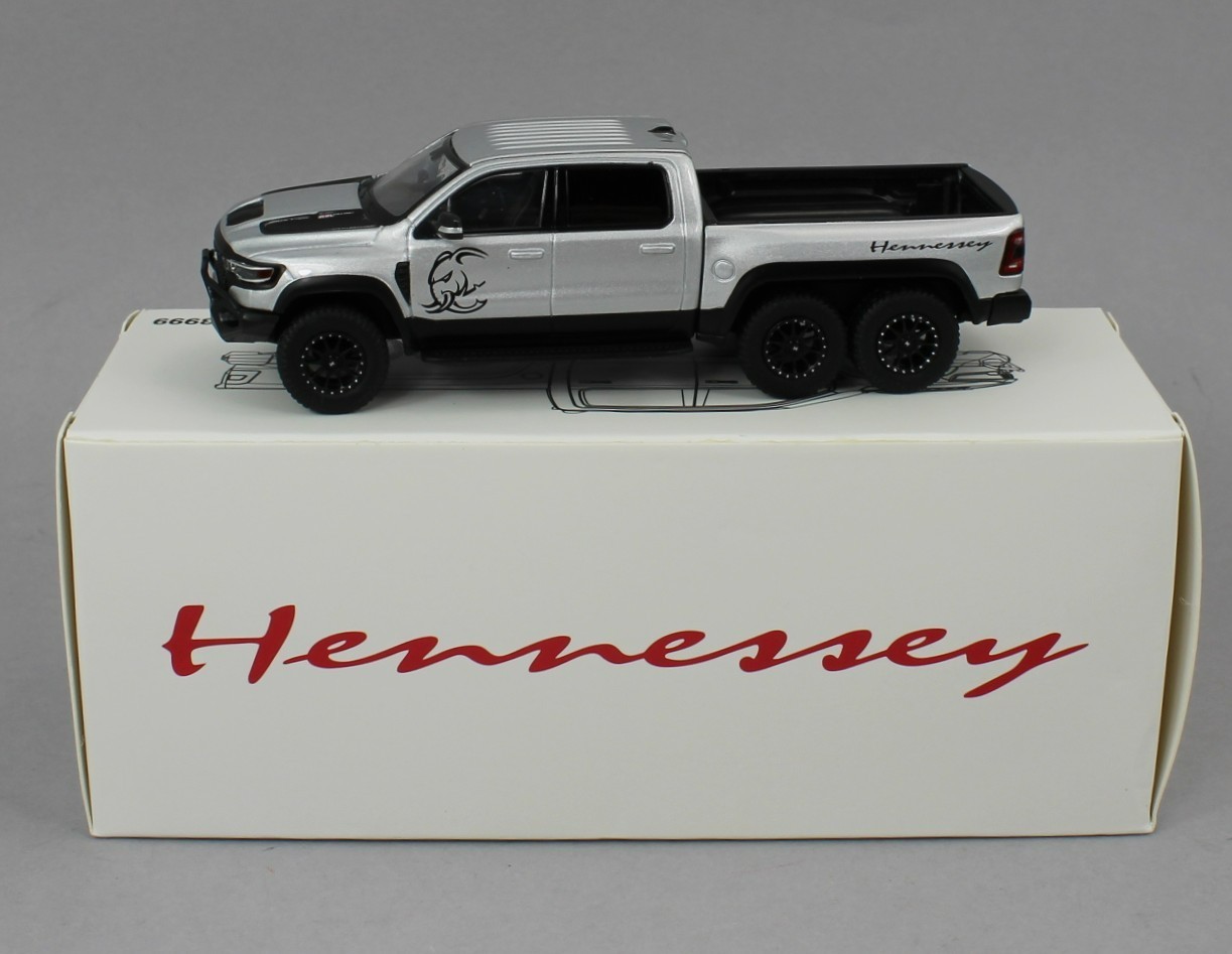 1:64 *596 MODELS* Silver RAM HENNESSEY MAMMOTH 6x6 Pickup w/Lights *NIB*