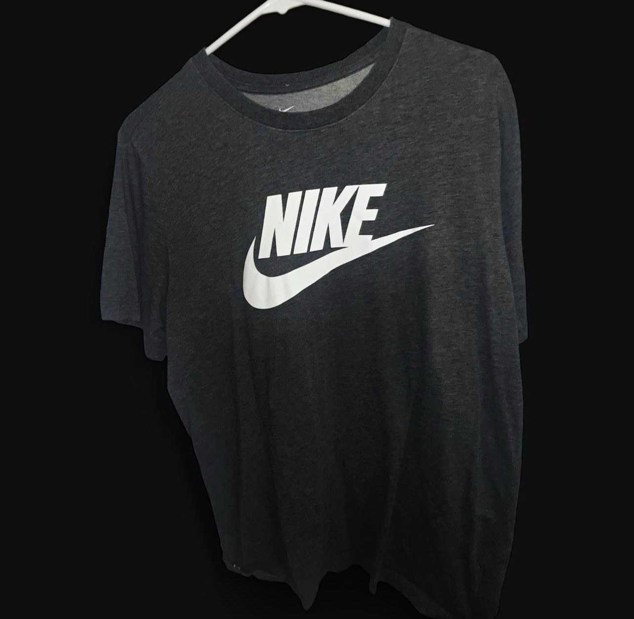 Nike Dri-FIT The Nike Tee Men\'s Gray Graphic Logo Crewneck T-Shirt L