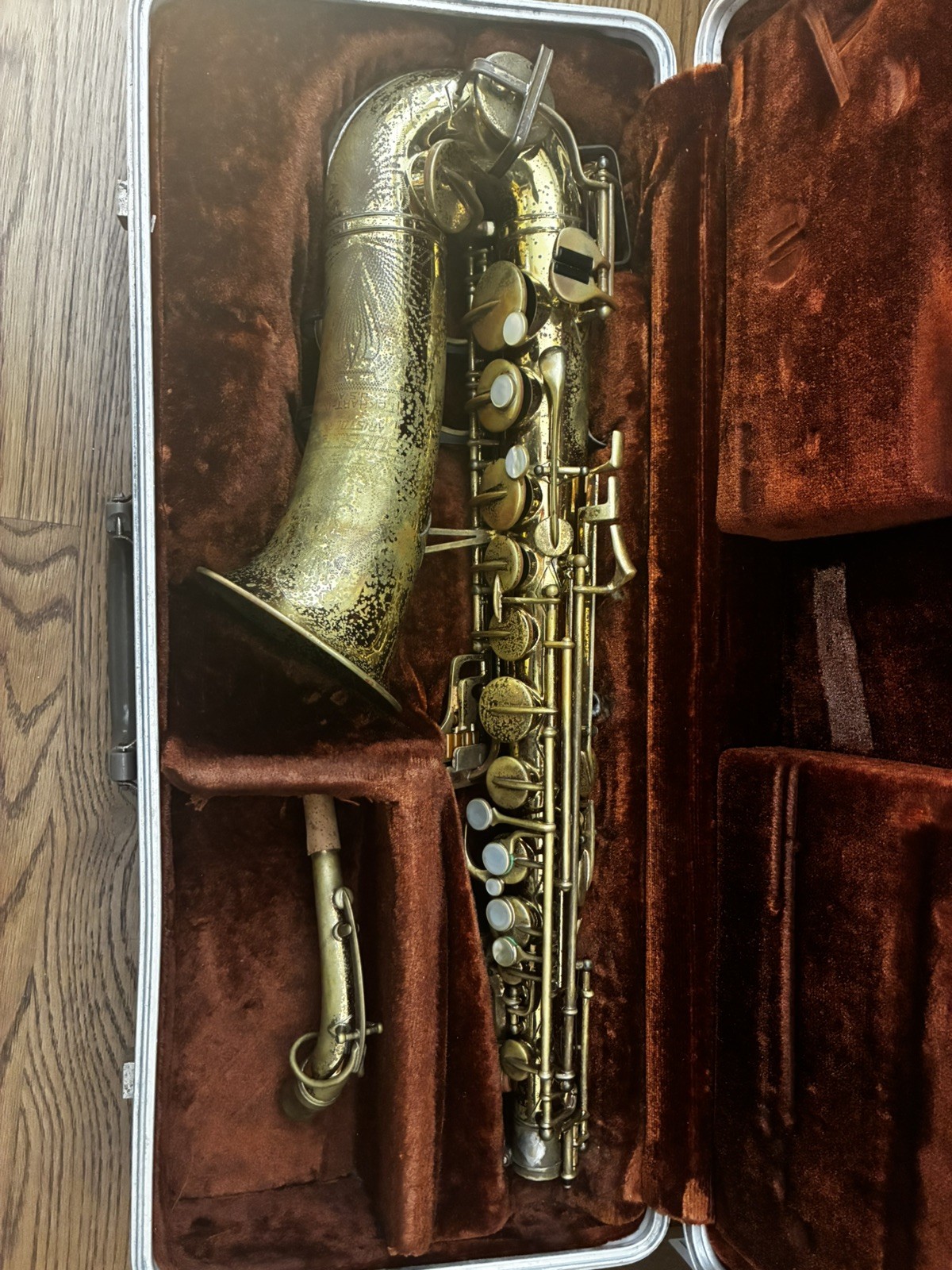 VINTAGE 1949 BUESCHER MODEL 140 BIG B ARISTOCRAT ALTO SAXOPHONE 