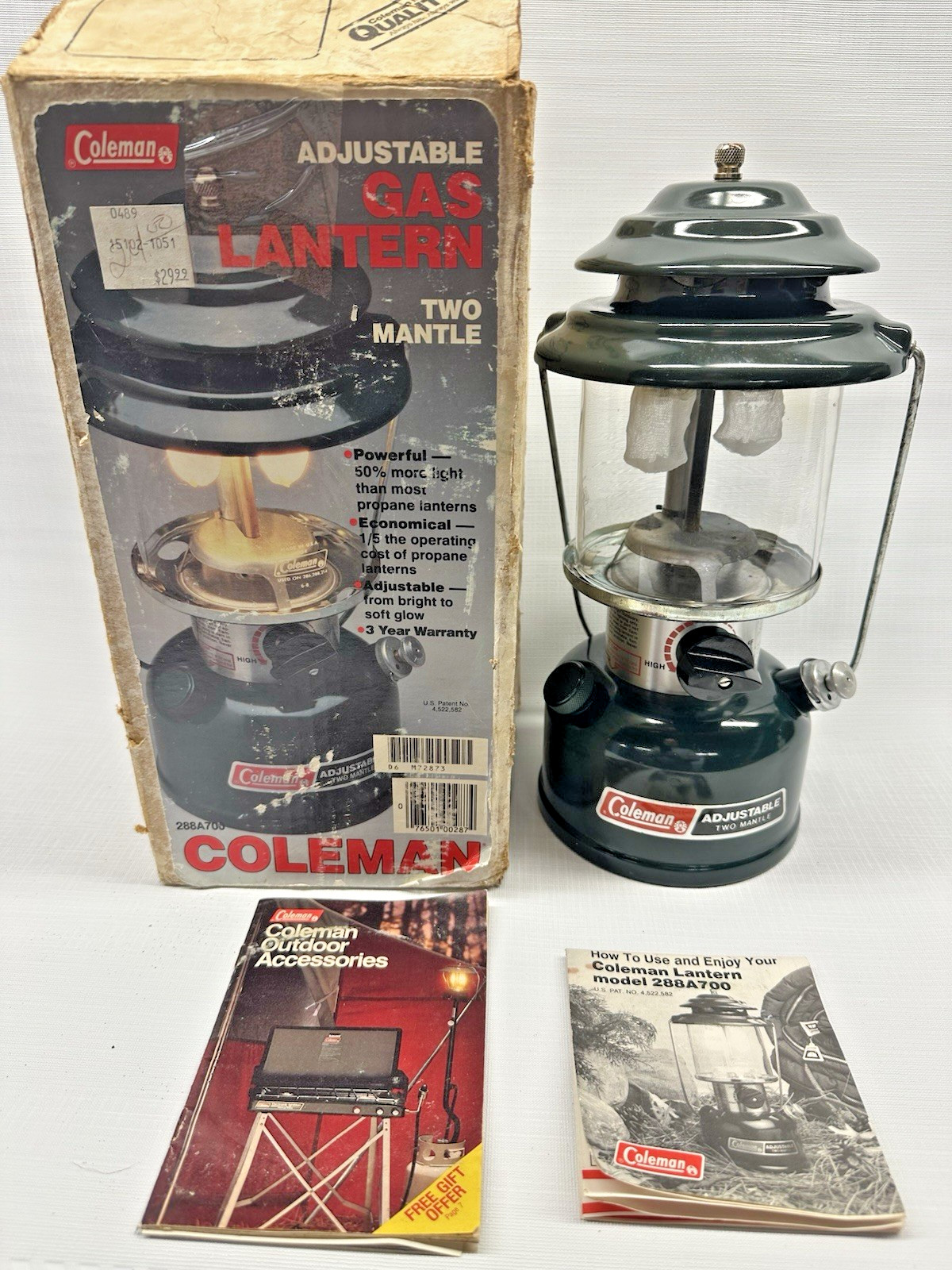 Vintage Coleman Two Mantle Gas Lantern Camping 288A700 Very Good Condition Vintage Coleman Two Mantle Gas Lantern Camping 288A700 Very Good Condition