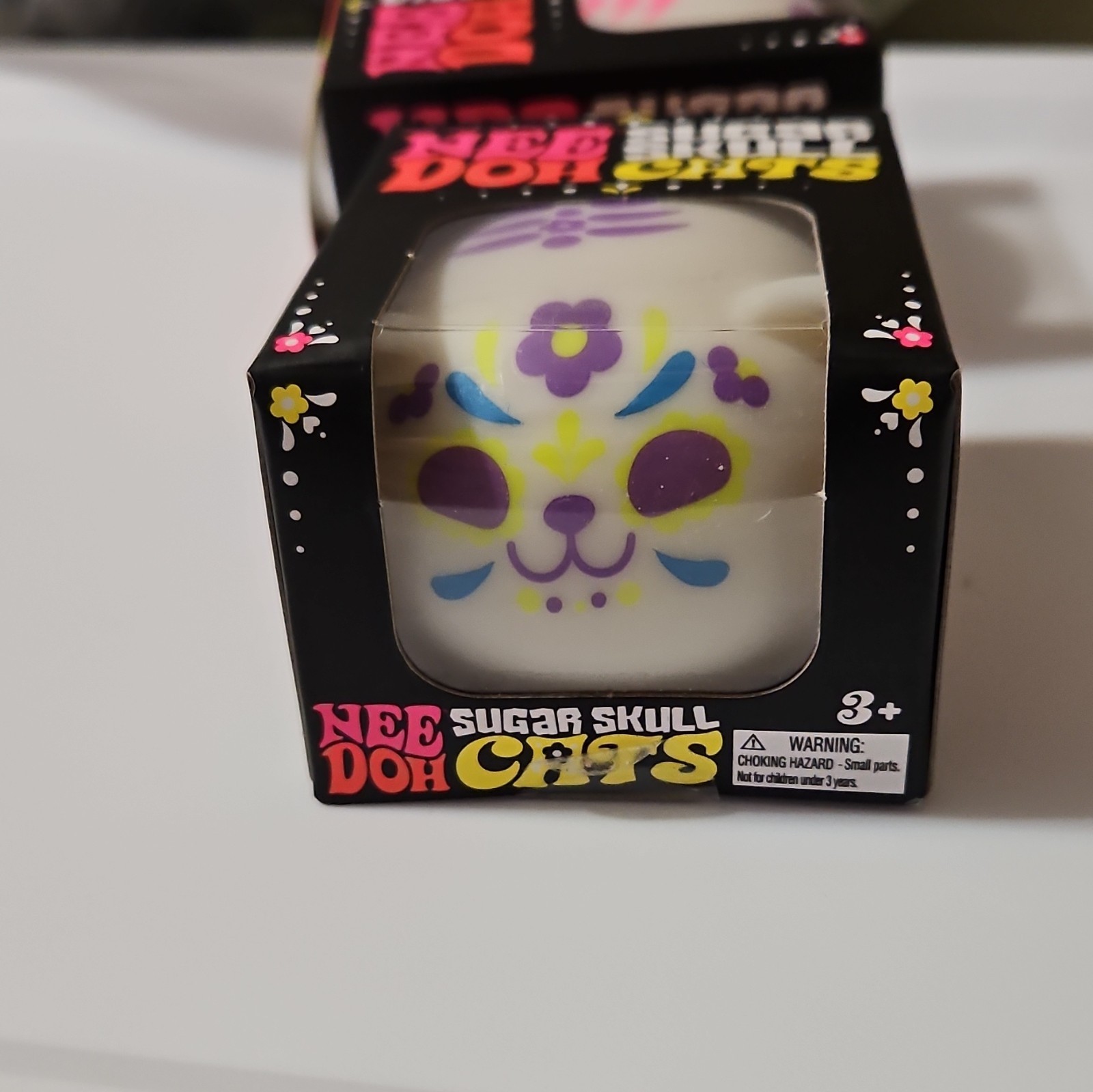 NEW VIRAL RARE NeeDoh SUGAR SKULL CAT GLOW IN THE DARK AUTHENTIC NEW VIRAL RARE NeeDoh SUGAR SKULL CAT GLOW IN THE DARK AUTHENTIC