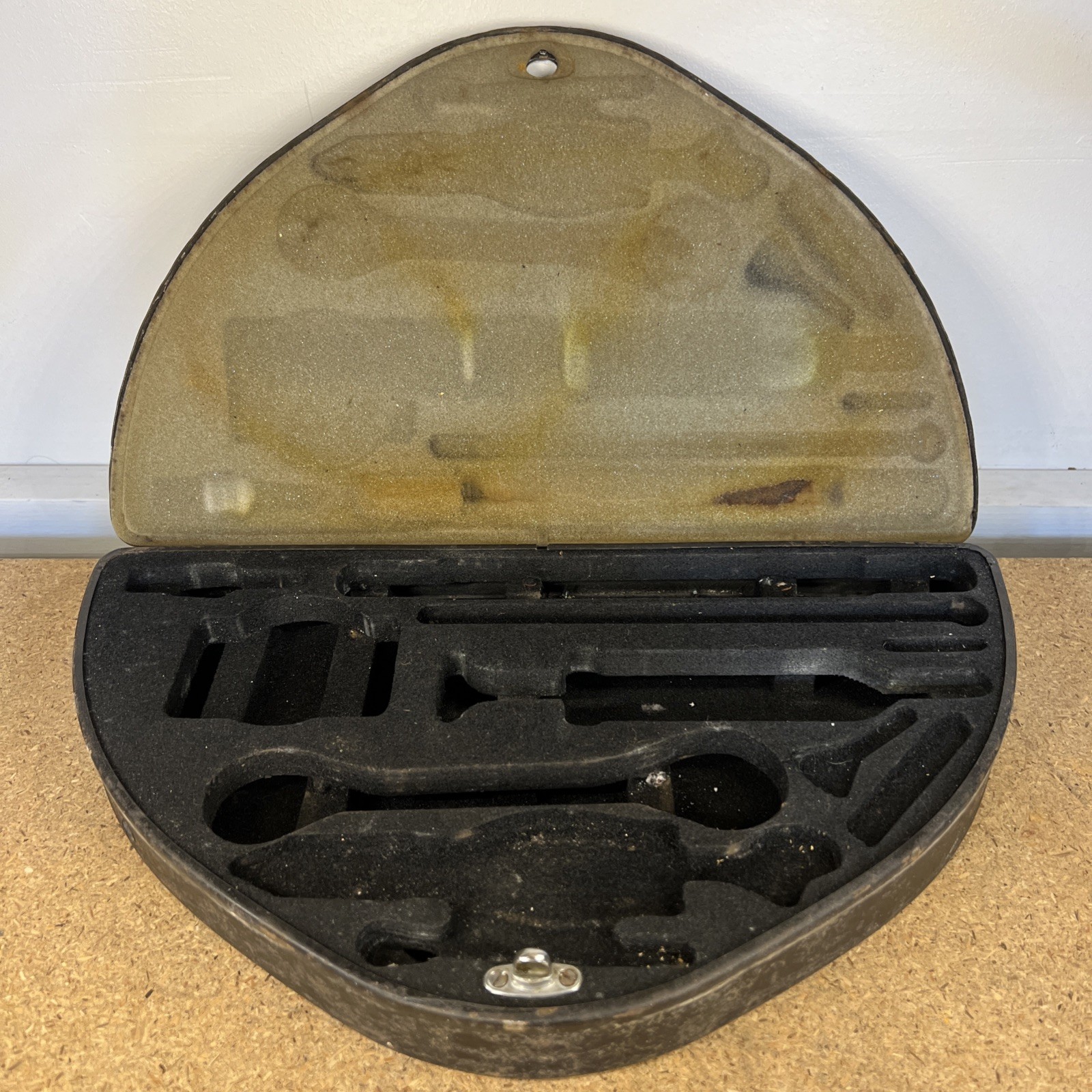 Original Jaguar MKX MK10 Mark X 420 420G Toolkit - tool kit Original Jaguar MKX MK10 Mark X 420 420G Toolkit - tool kit