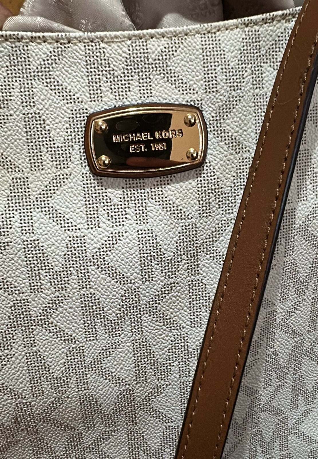 MICHAEL KORS Vintage Y2K Vanilla Crossbody - Original Rare 2017 - 35T6GTVM2B