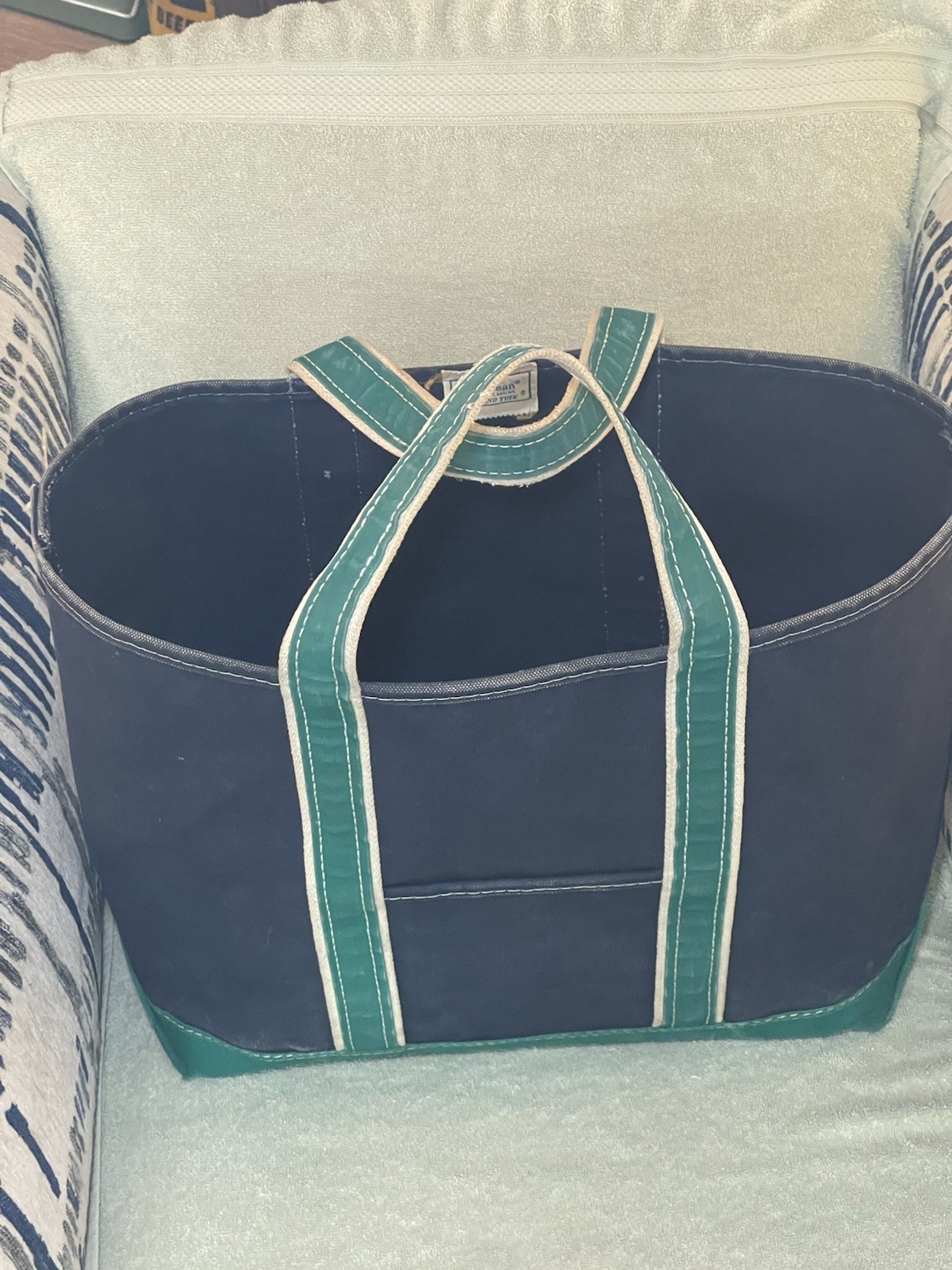 Vintage LL Bean Boat And Tote Extra Large Blue / Green Bag USED Vintage LL Bean Boat And Tote Extra Large Blue / Green Bag USED