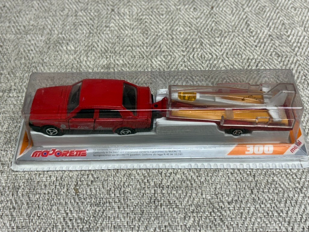 MAJORETTE RARE VINTAGE TWIN SET ALF ROMEO + GLIDER 320 Planeur