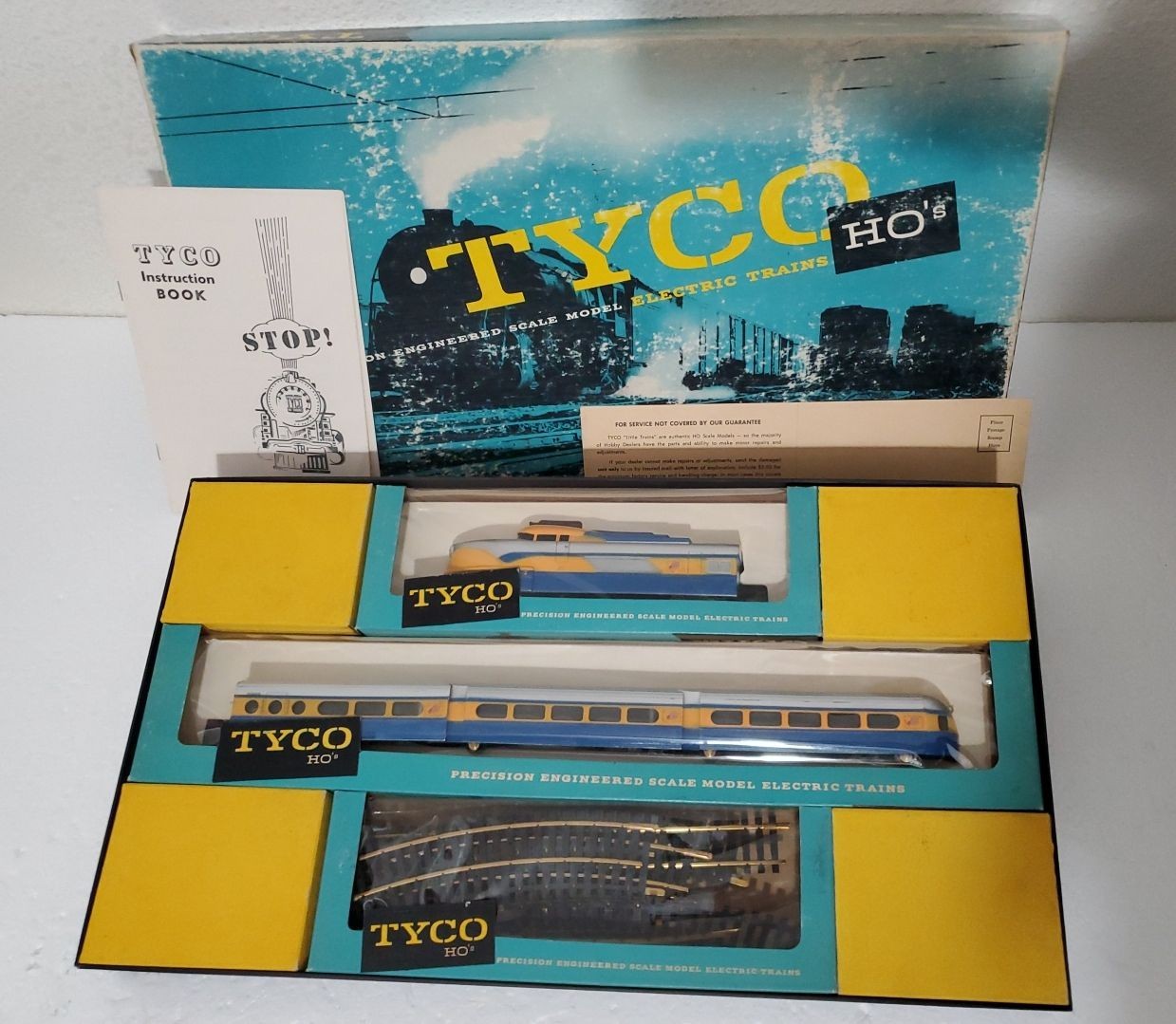 VINTAGE TYCO T-9 W/ TALGO LOCOMOTIVE TRAIN SET HO Gauge VINTAGE TYCO T-9 W/ TALGO LOCOMOTIVE TRAIN SET HO Gauge