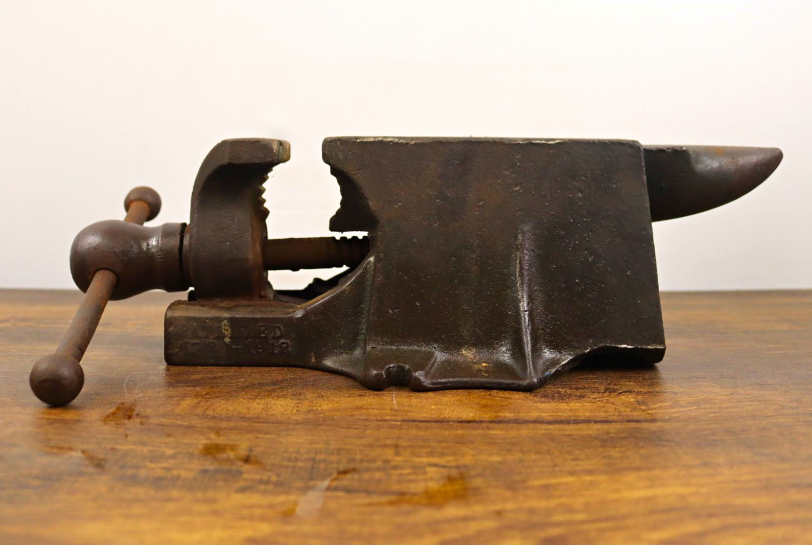 Vintage Carl E. Shields Combination Bench Vise and Anvil