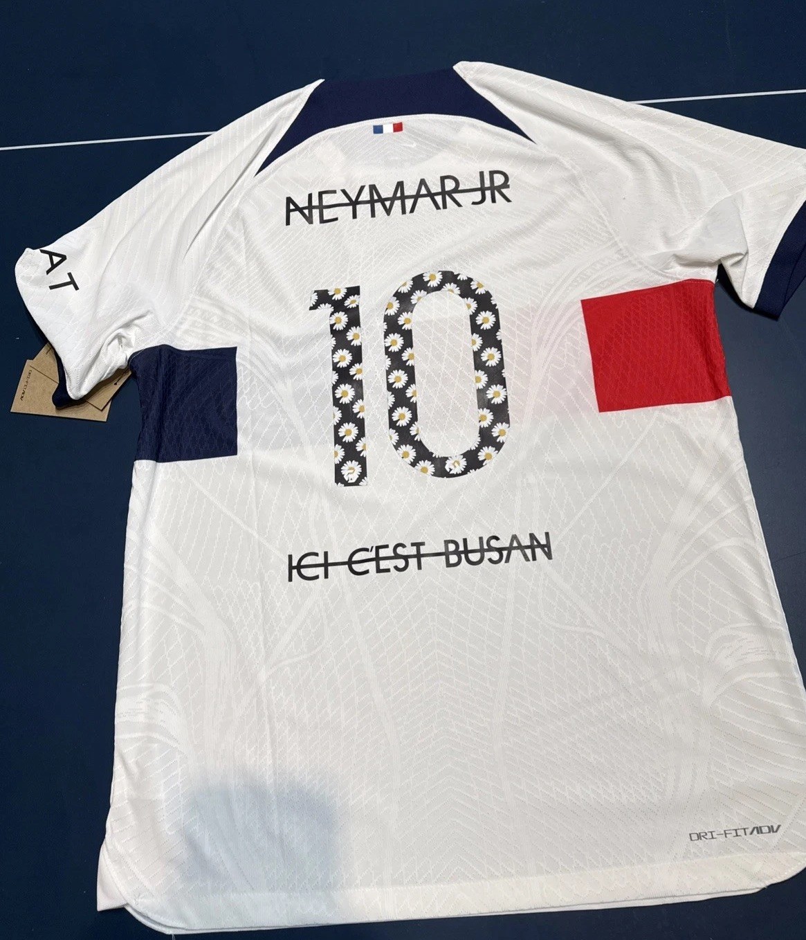2023/24 Nike PSG #10 NEYMAR Jr x GDRAGON Away Jersey Size Large player version