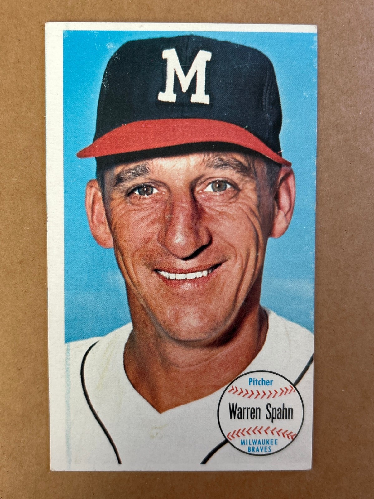 1964 Topps Giants #31 Warren Spahn Braves 350th Win Hall of Fame Baseball Card