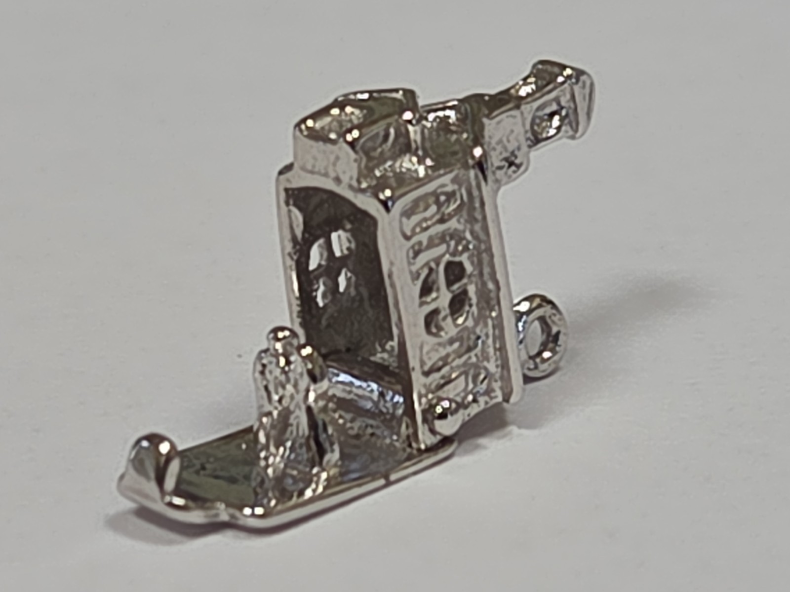 Sterling Silver ~ Church Charm ~ OPENS ~ Wedding Couple ~ VINTAGE Sterling Silver ~ Church Charm ~ OPENS ~ Wedding Couple ~ VINTAGE
