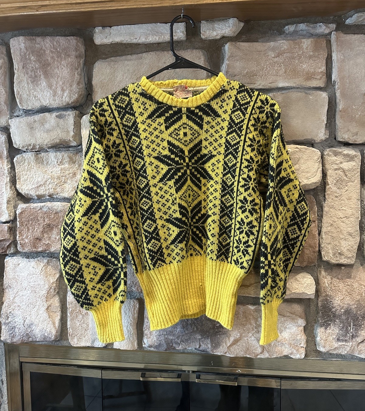 True Vintage 40s/50s Kandahar Bert Charon Wool Ski Sweater Thrashed Distressed S