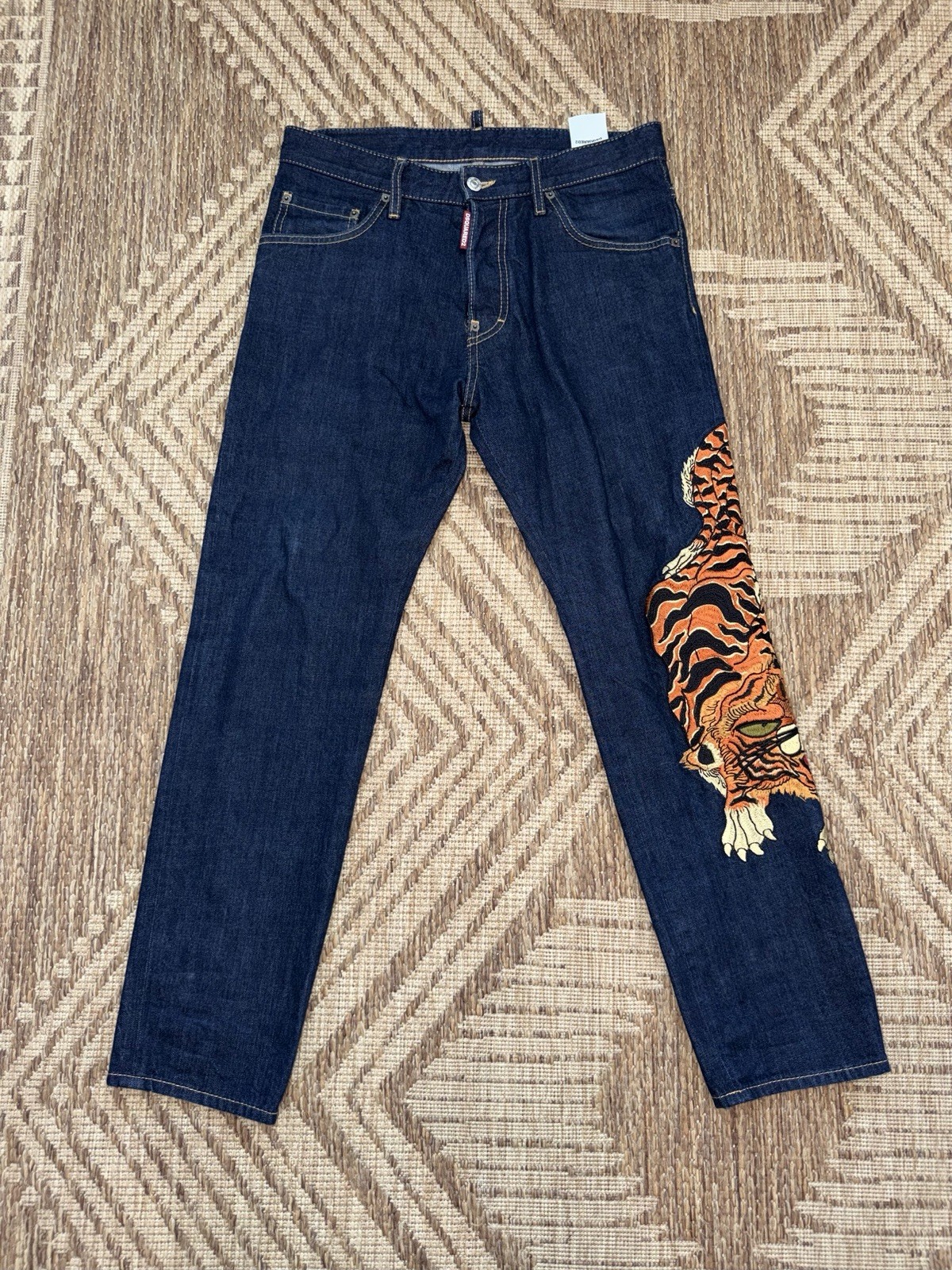 DSQUARED2 Men’s Dark Wash Blue Cotton Denim Straight Fit Jeans Tiger Emb