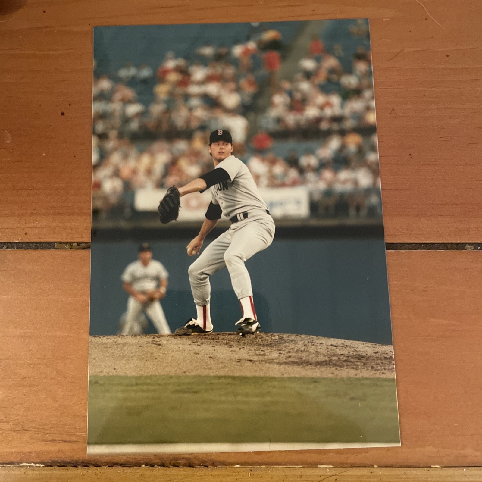 Roger Clemens, Boston Red Sox, 3 3/4 X 5 Snapshot Photo, Type 1, 1986