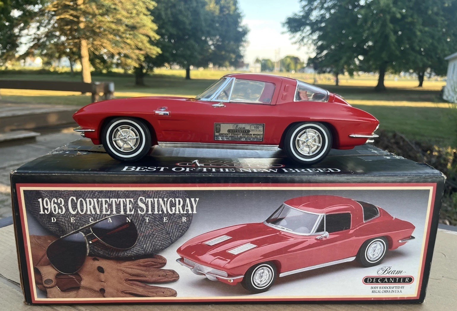 1963 Red Corvette Stingray Jim Beam Decanter with box Convertible 1963 Red Corvette Stingray Jim Beam Decanter with box Convertible
