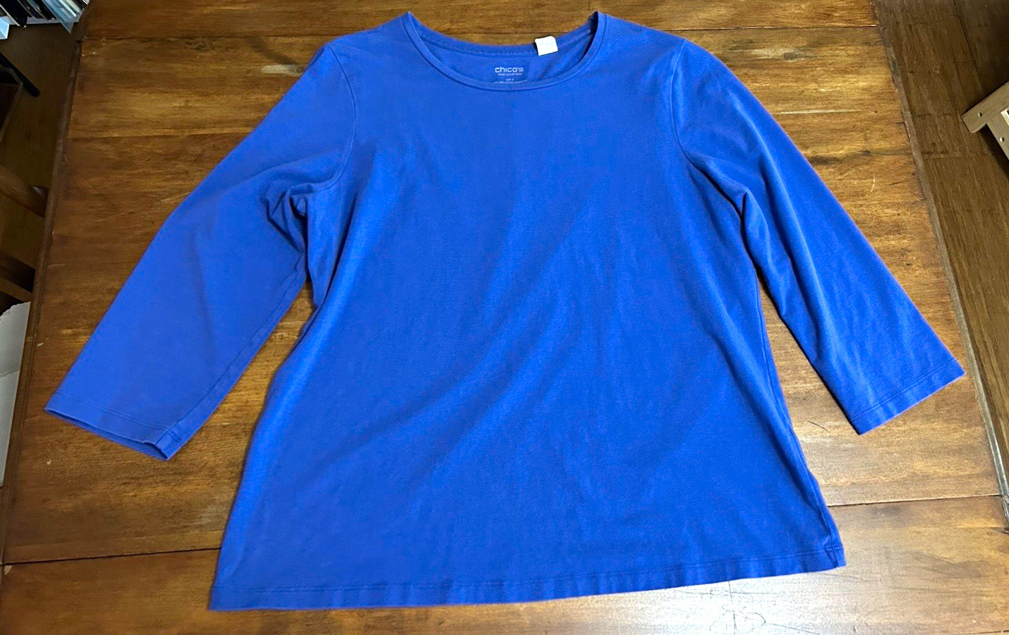 Set of 2 Chico\'s Solid 3/4 Sleeve Knit Stretch T-Shirt Size 2- blue & white Set of 2 Chico\'s Solid 3/4 Sleeve Knit Stretch T-Shirt Size 2- blue & white