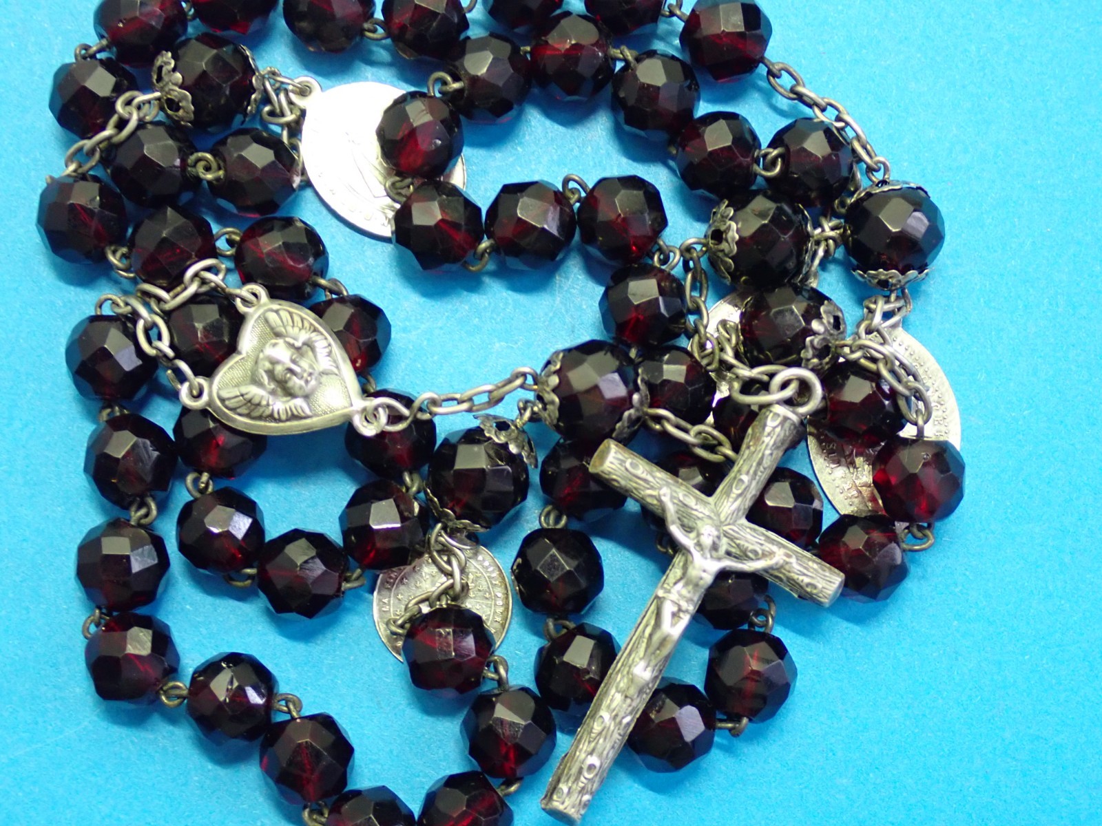 amazing ANTIQUE dark RED GARNET ROSARY / SILVER  CHERUB CENTER / SILVER CRUCIFIX
