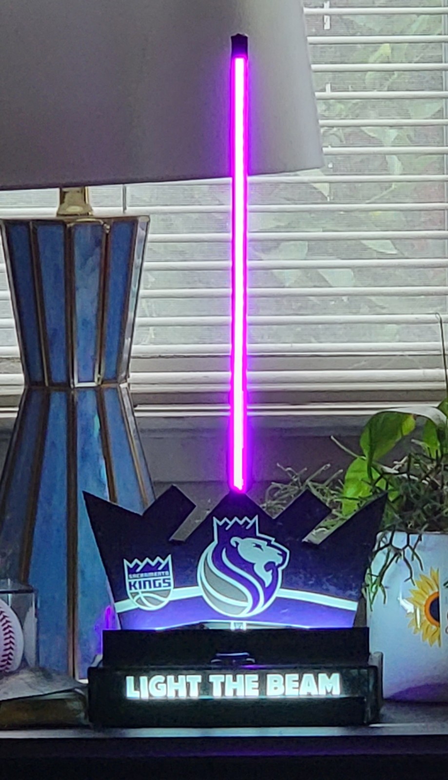 New Lighted 2025-26 Version Sacramento Kings LIGHT THE BEAM Light Lamp New Price