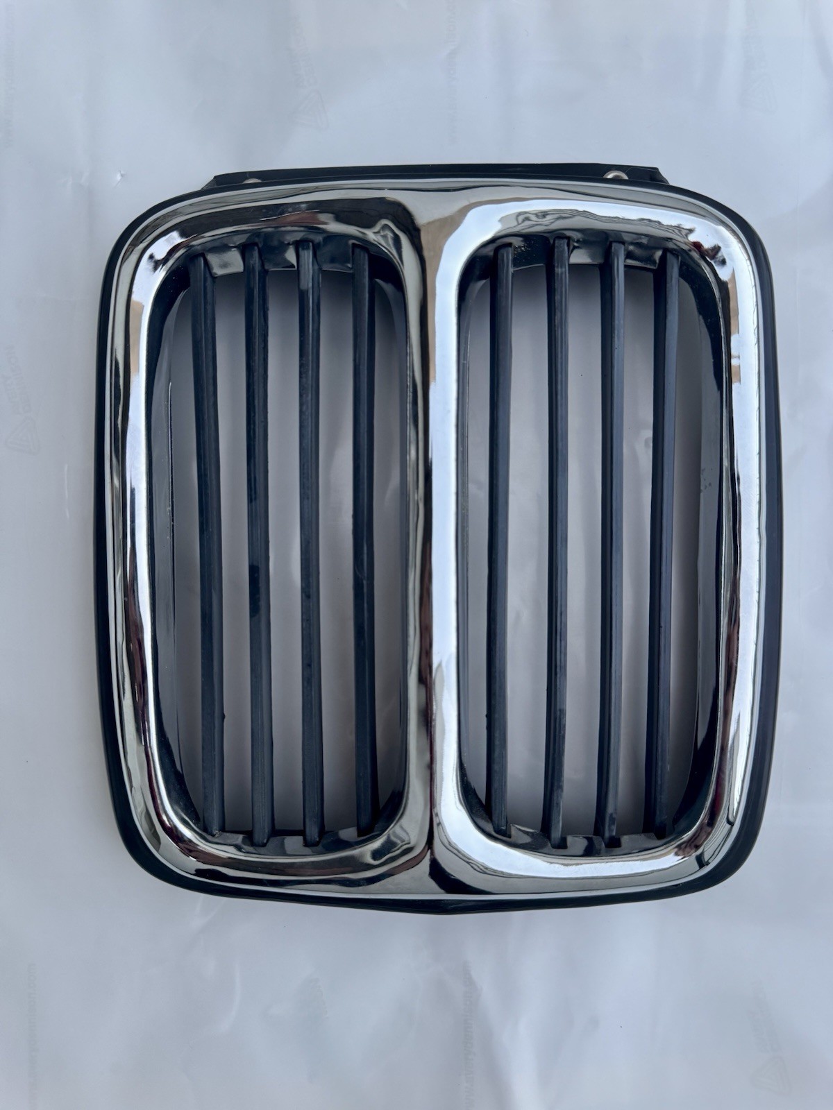 BMW E21 Center Grille BMW 316 318 320 323 Niere Grill Nierengrill Centre grill