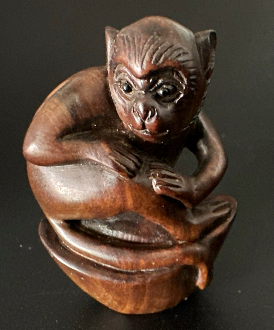 Asian Carved signed Wooden Monkey Netsuke Figurine/pendant Asian Carved signed Wooden Monkey Netsuke Figurine/pendant