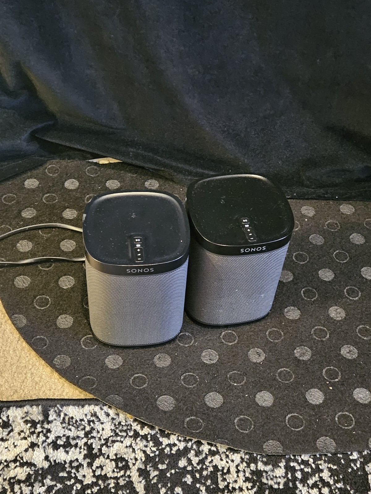Sonos Play:1 Wireless Compact Smart Speaker Black, Set of 2 100% Working