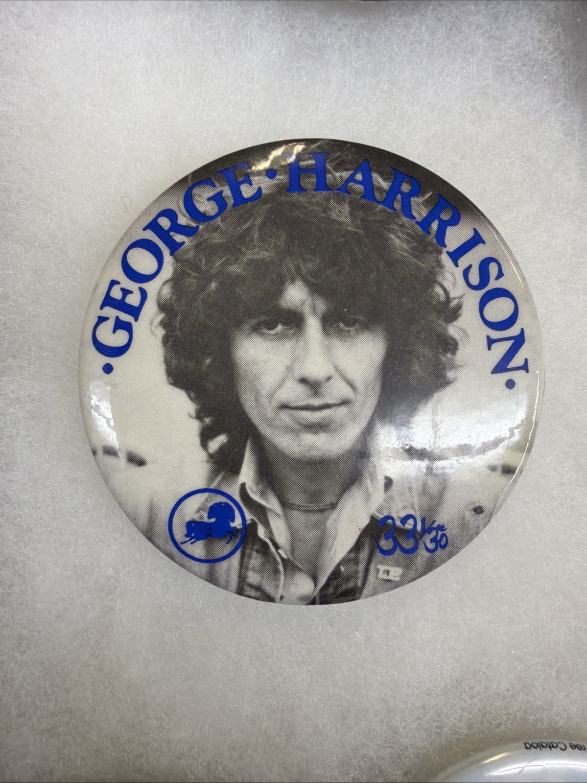 Vtg 1976 GEORGE HARRISON 33 1/3 Dark Horse Beatles 2.5” Promotional Pin Button