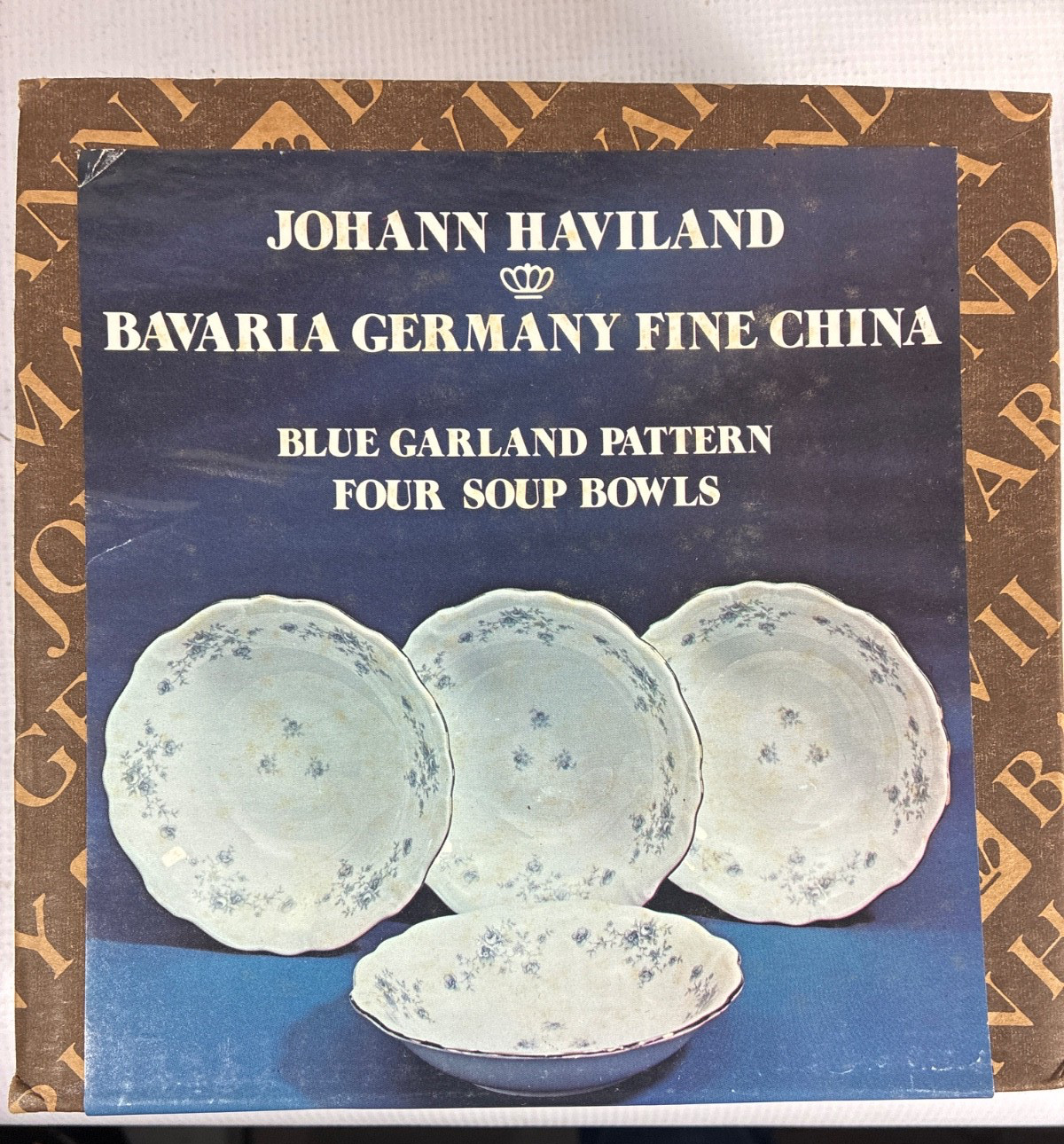 4 Vintage Johann Haviland Blue Garland Pattern Soup Bowls BRAND NEW 4 Vintage Johann Haviland Blue Garland Pattern Soup Bowls BRAND NEW