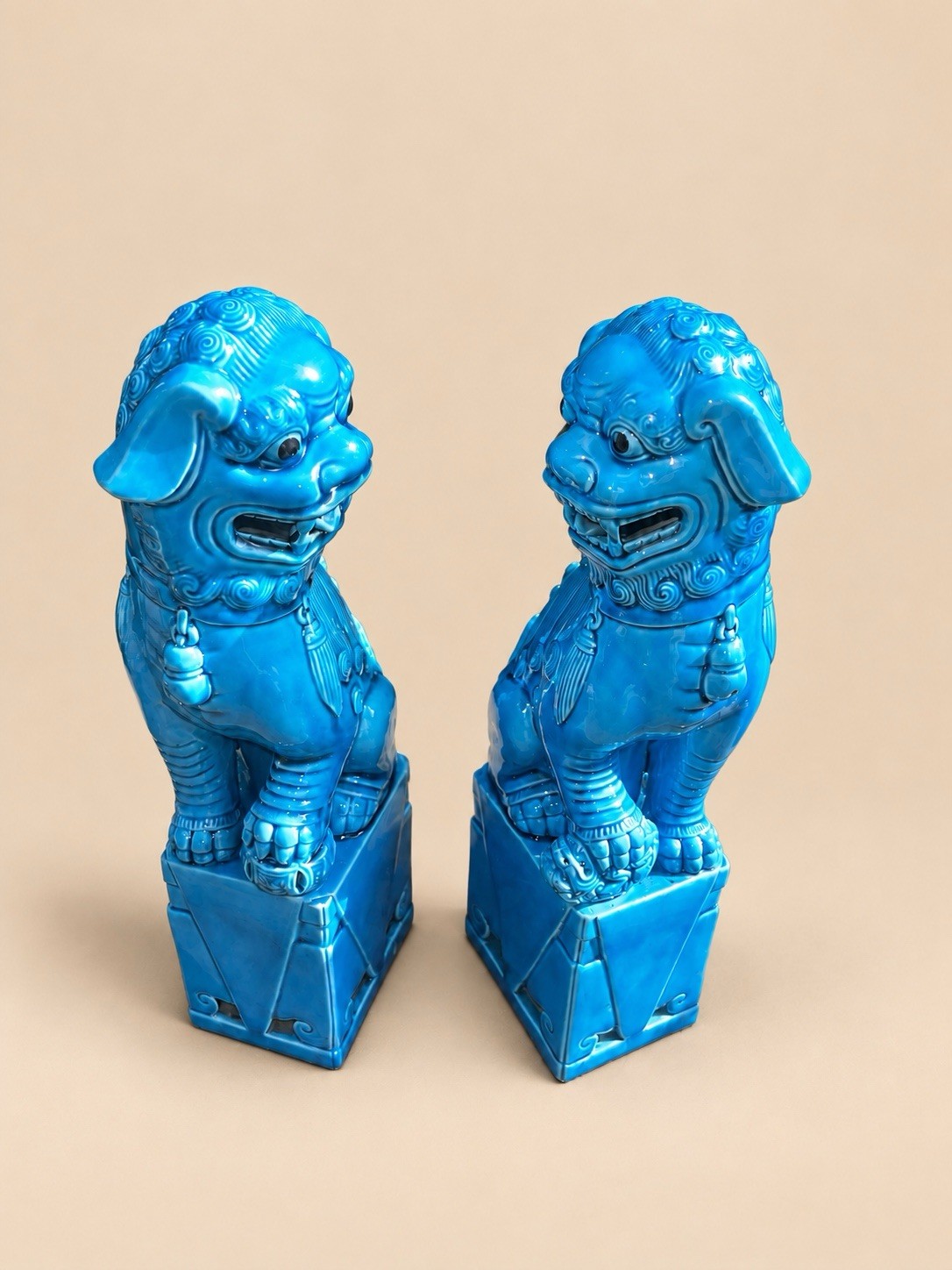 Pair Vintage Chinese Turquoise Blue Glazed Porcelain Foo Dog Figures Pair Vintage Chinese Turquoise Blue Glazed Porcelain Foo Dog Figures