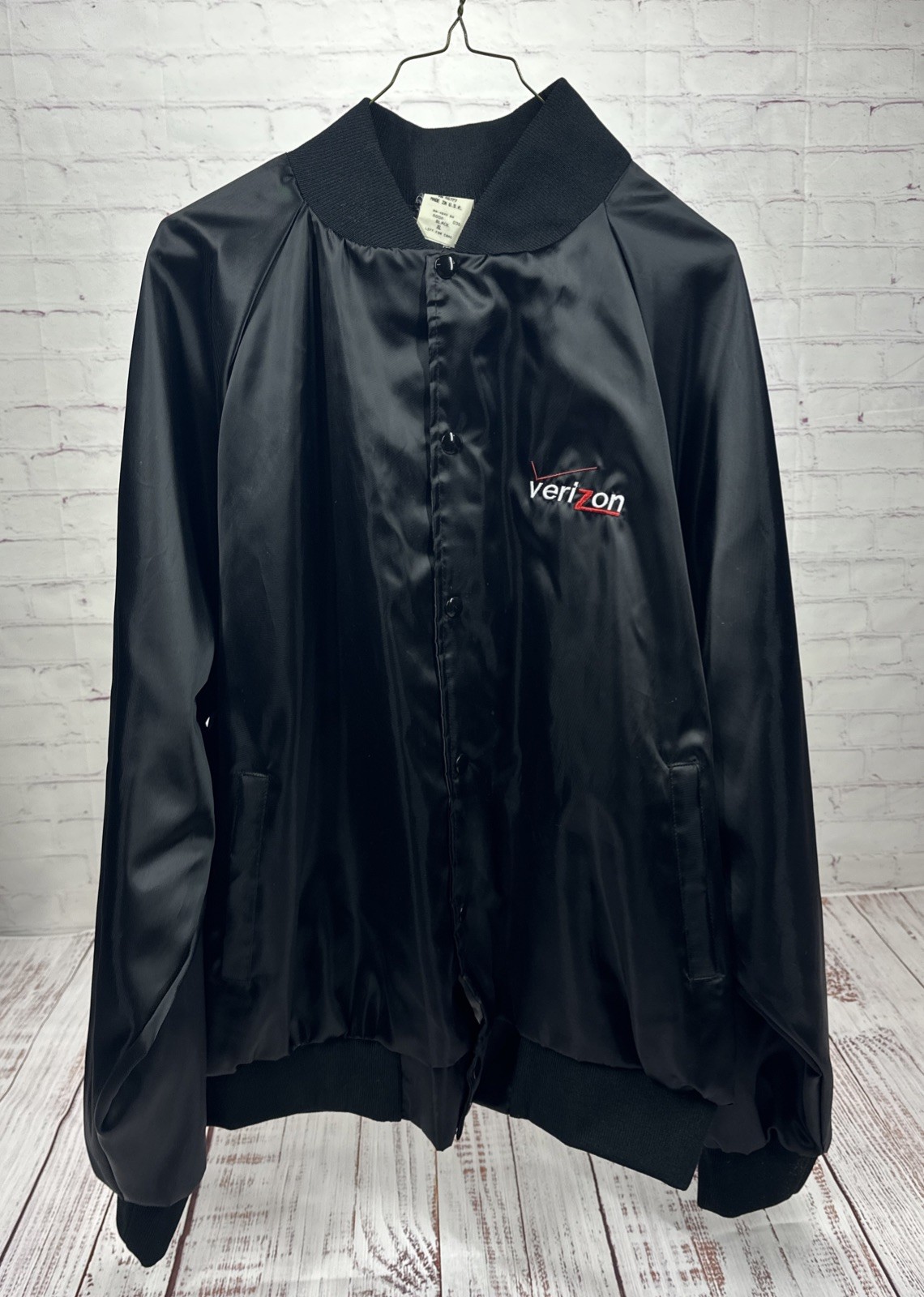 VTG Verizon Satin Bomber Jacket Mens Sz XL Black Nylon Telecommunication USA