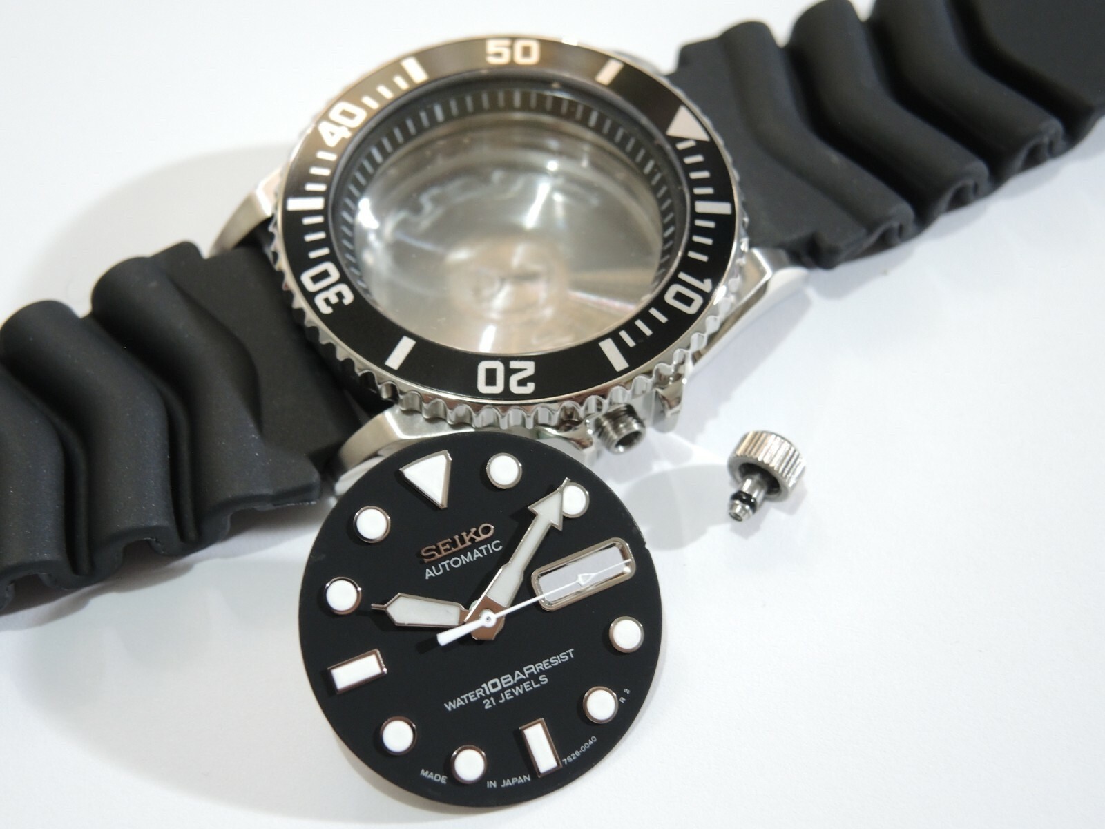NEW STAINLESS COMPLETE CASE KIT BLACK LARGE DIVERS 10BAR SKX031-033 (7S26-0040)
