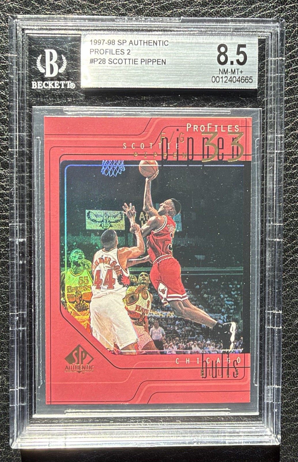 1997-98 SP AUTHENTIC PROFILES 2 #P28 SCOTTIE PIPPEN BGS 8.5 BULLS HOF 1997-98 SP AUTHENTIC PROFILES 2 #P28 SCOTTIE PIPPEN BGS 8.5 BULLS HOF