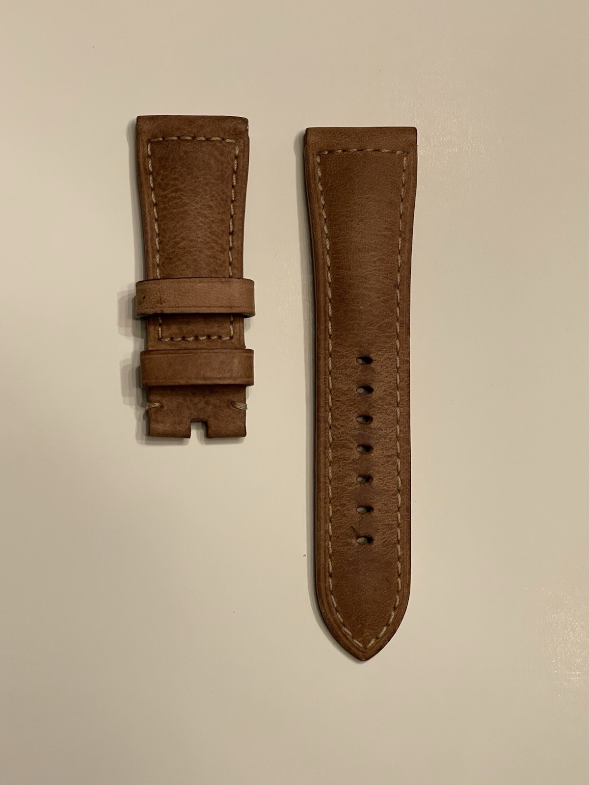 Panerai OEM strap - 26mm x 22mm Reg length - Brown - unworn Panerai OEM strap - 26mm x 22mm Reg length - Brown - unworn