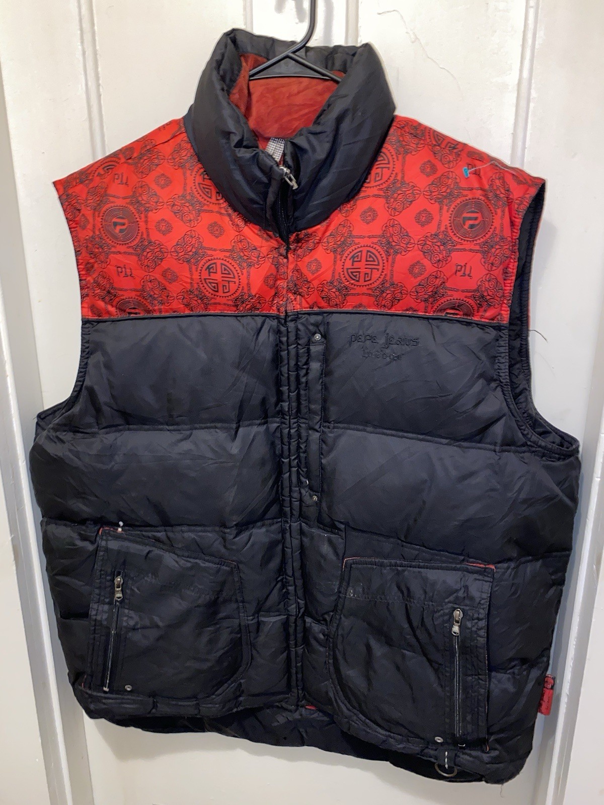 Vintage Y2K Pepe Jeans London Goose Down Filled Puffer Vest size XL Vintage Y2K Pepe Jeans London Goose Down Filled Puffer Vest size XL