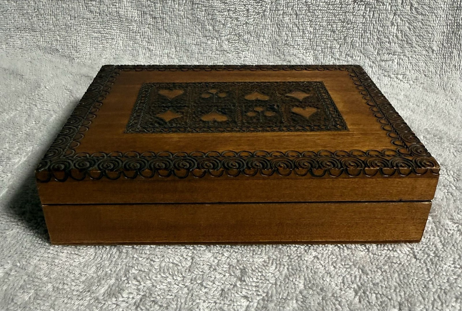 Vintage Hand Carved Wooden Playing Card Suits Box Vintage Hand Carved Wooden Playing Card Suits Box