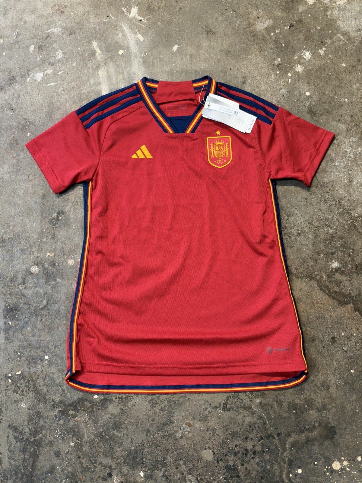 2022 adidas Spain Home Soccer Football Jersey - Size S- New with tags