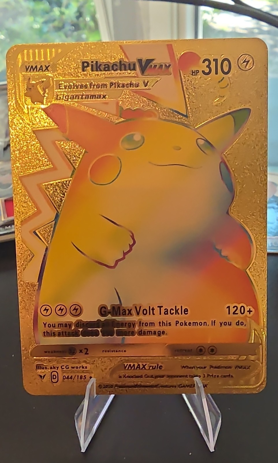 Pikachu VMAX 044/185 Swsh04: Vivid Voltage Holo FAN ART Pikachu VMAX 044/185 Swsh04: Vivid Voltage Holo FAN ART