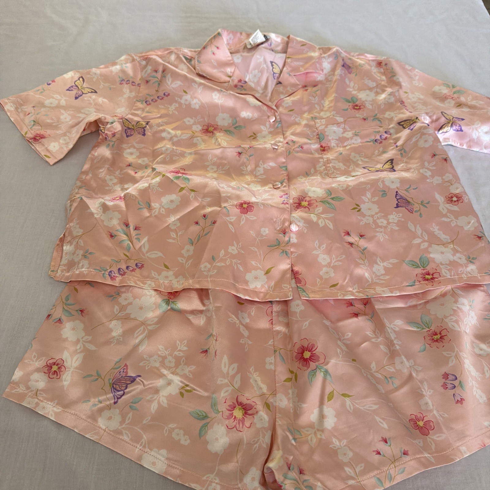 VTG Kathryn Pink Floral Butterfly Satin Pajamas 2-piece Size Medium NWOT Excelle