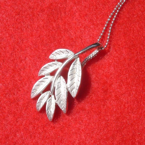 Sterling Silver Large Leaf Pendant, Plated with White Gold Sterling Silver Large Leaf Pendant, Plated with White Gold