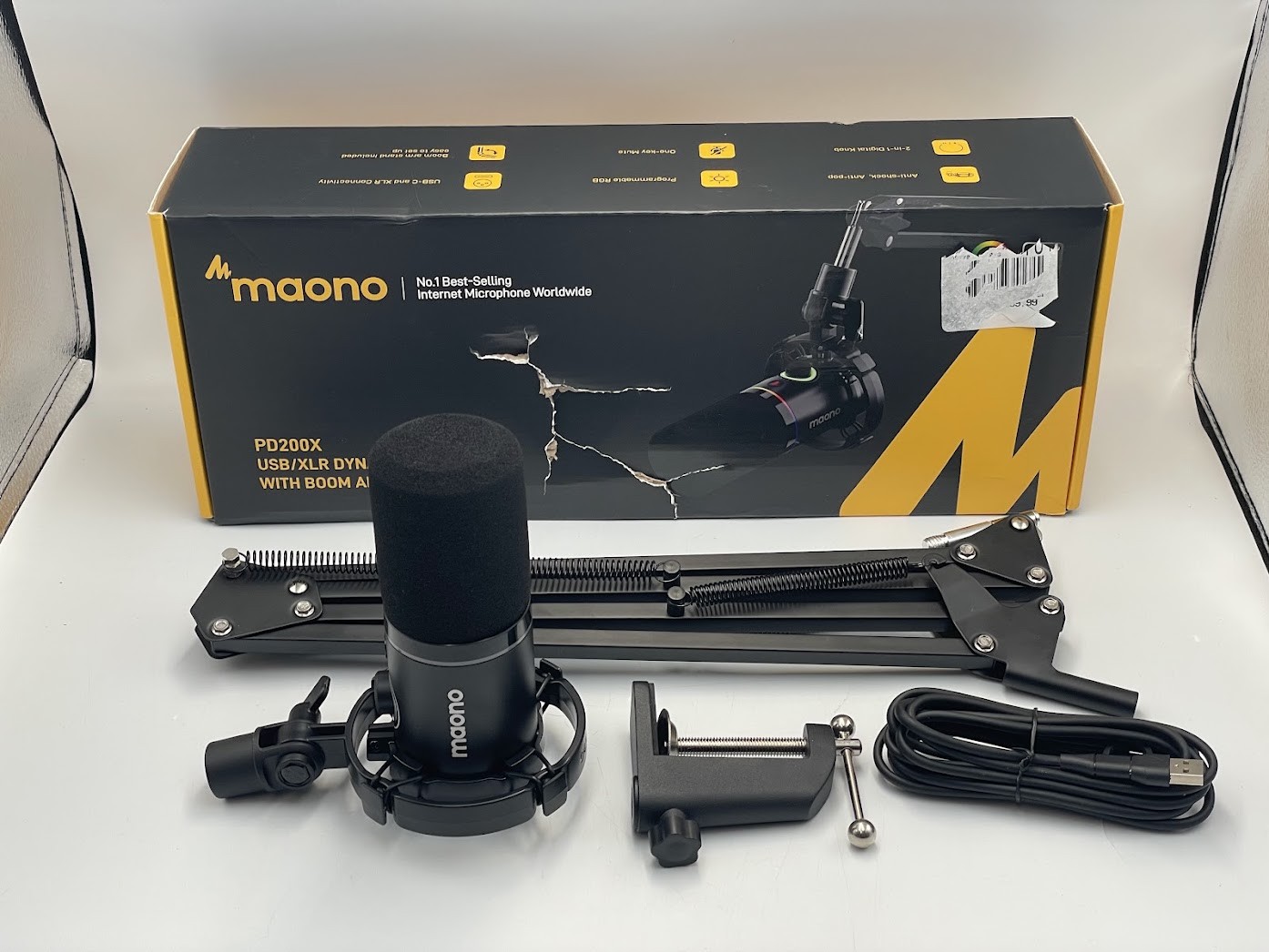 maono PD200XS USB/XLR Dynamic Microphone Set with Boom Arm