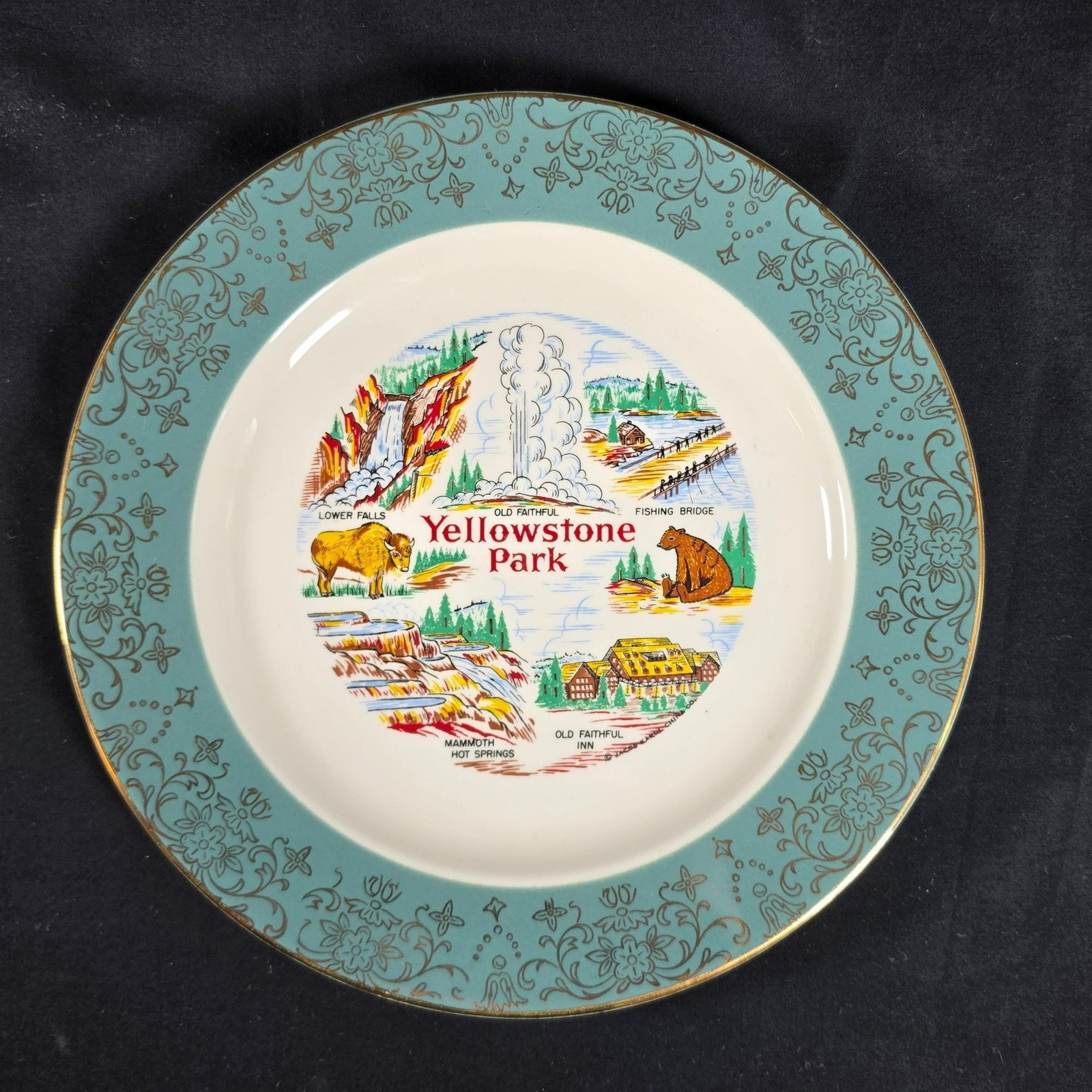 Vintage Yellowstone Park Souvenir Plate 10\