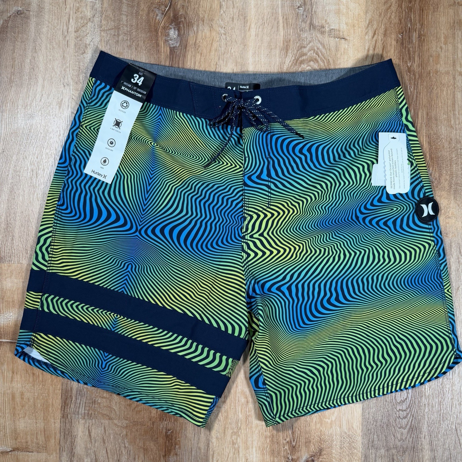 NEW Hurley Phantom Eco Block Party 18” Mens Size 34 Board Shorts Swim Trunks $65 NEW Hurley Phantom Eco Block Party 18” Mens Size 34 Board Shorts Swim Trunks $65