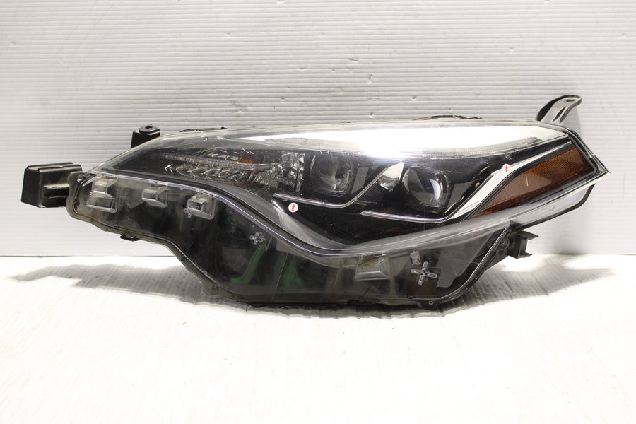 2017-2019 Toyota Corolla Left Side LED Headlight Assembly OEM 8115002M90
