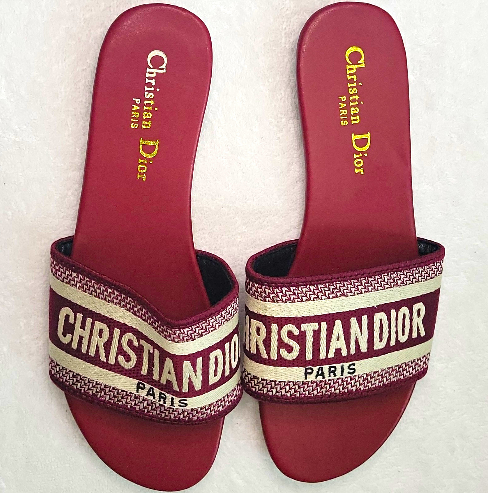 Christian Dior Burgundy/Beige Patent Leather Logo Flat Slip-On Slide Sandals 8 Christian Dior Burgundy/Beige Patent Leather Logo Flat Slip-On Slide Sandals 8