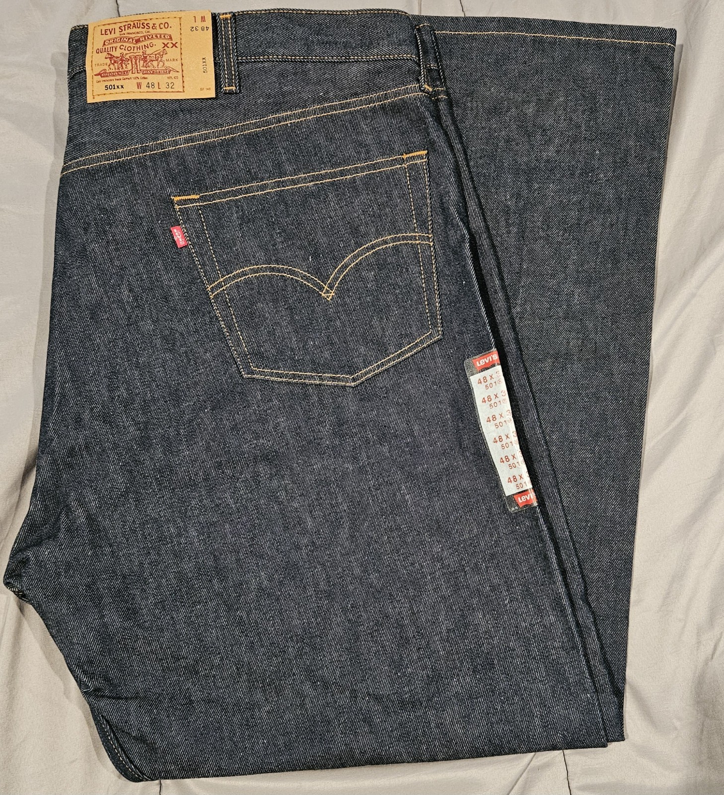 Deadstock Vintage 90s Levi\'s 501xx Jeans Mens 48x32 Button Fly Dark Wash Rigid