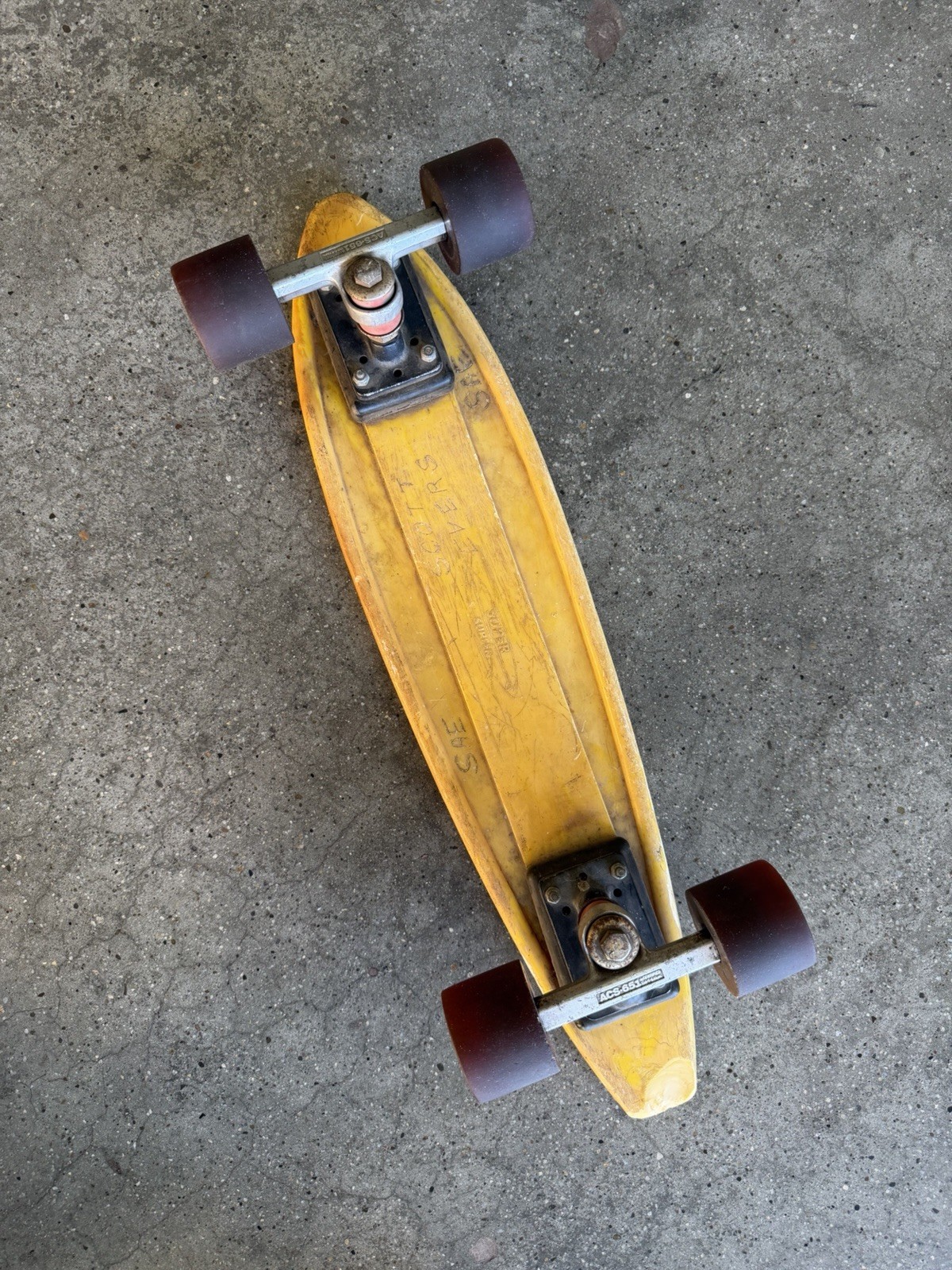 Vintage 70s Super Surfer Big Banana Skateboard ROAD RIDER 4 WHEELS ACS Trucks Vintage 70s Super Surfer Big Banana Skateboard ROAD RIDER 4 WHEELS ACS Trucks
