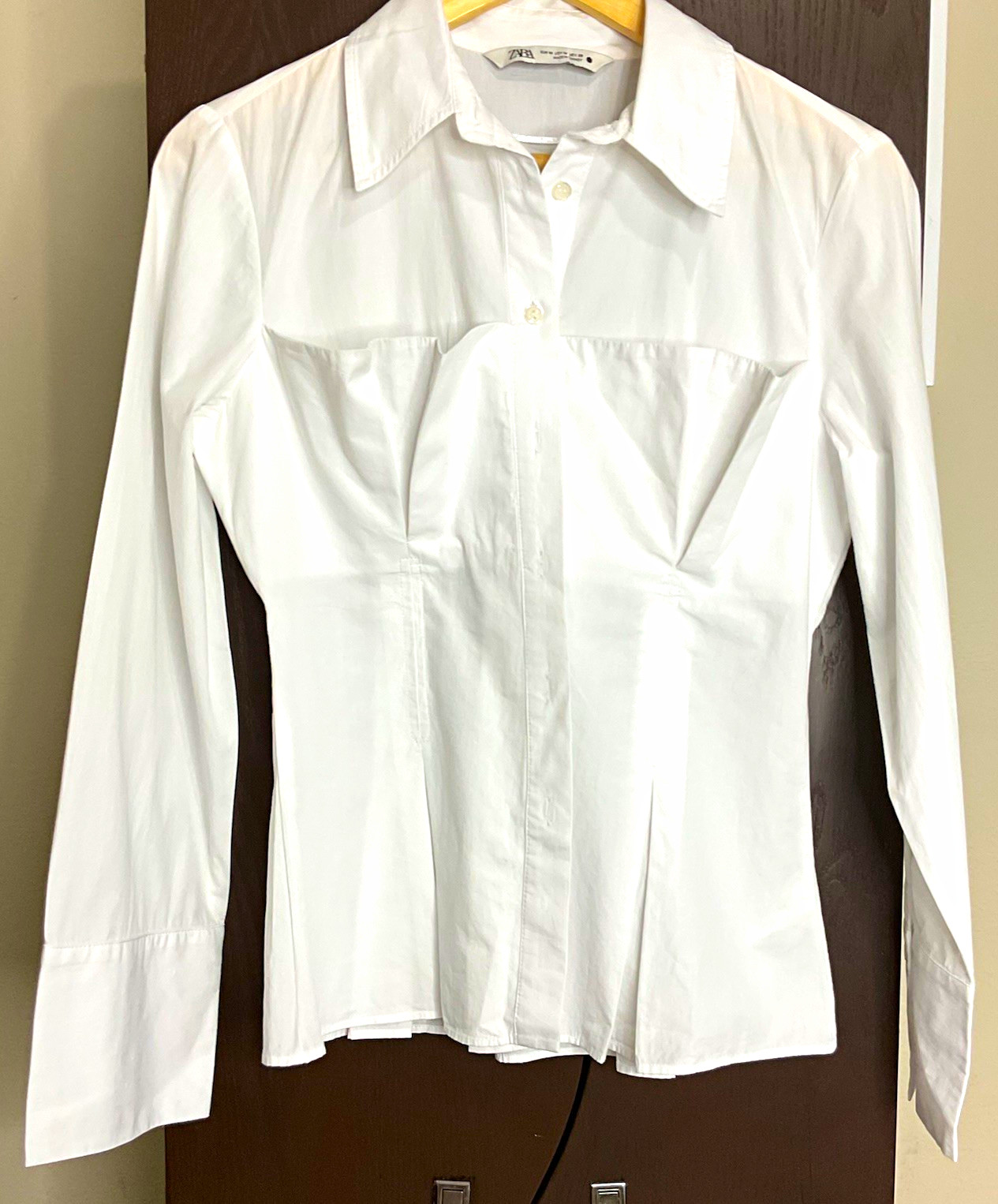 ZARA Women’s White Cotton Woven Pleated Collared Button-Up Blouse Size M