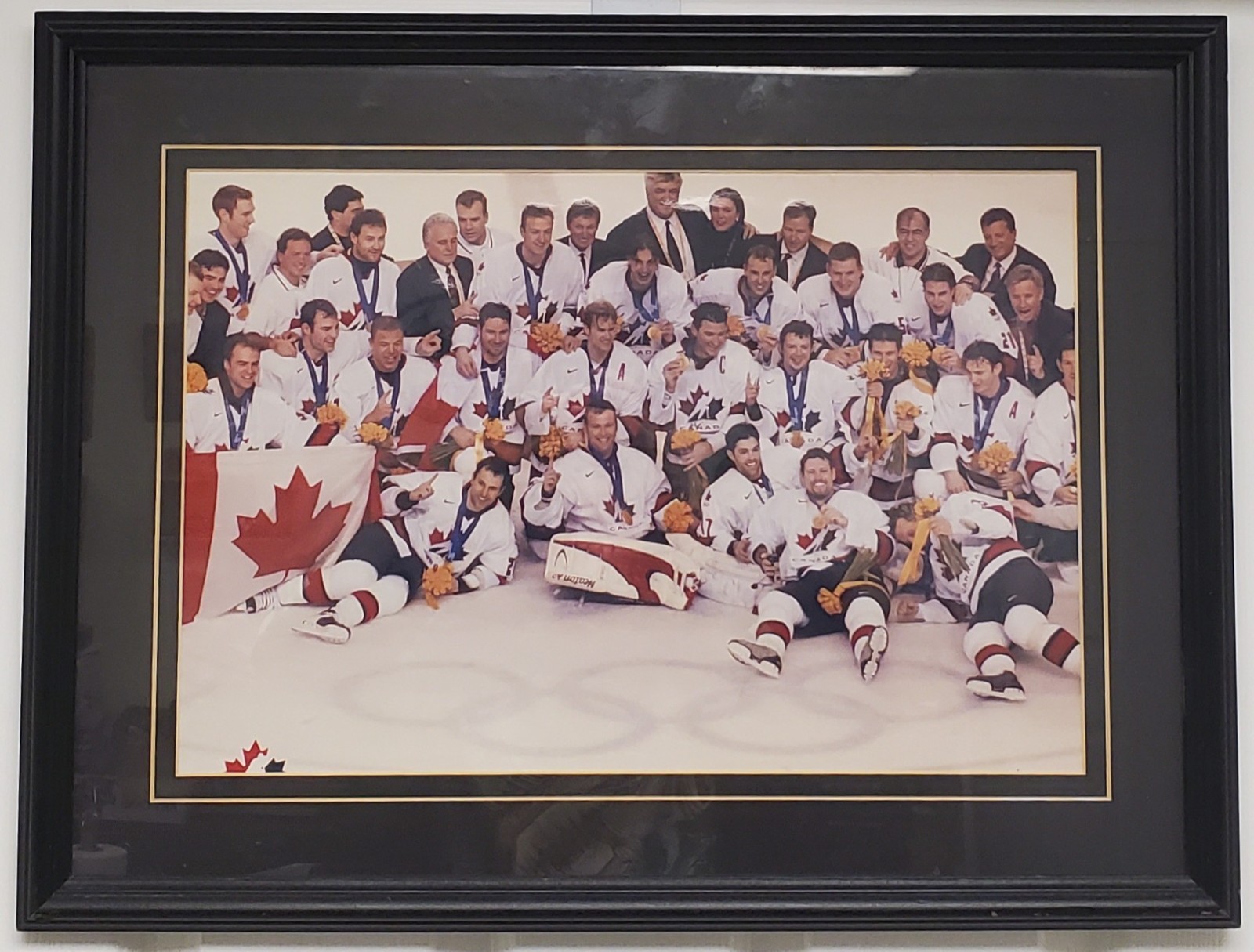 Vintage 2002 Framed Team Canada Hockey Olympic Victory Photo 18x23