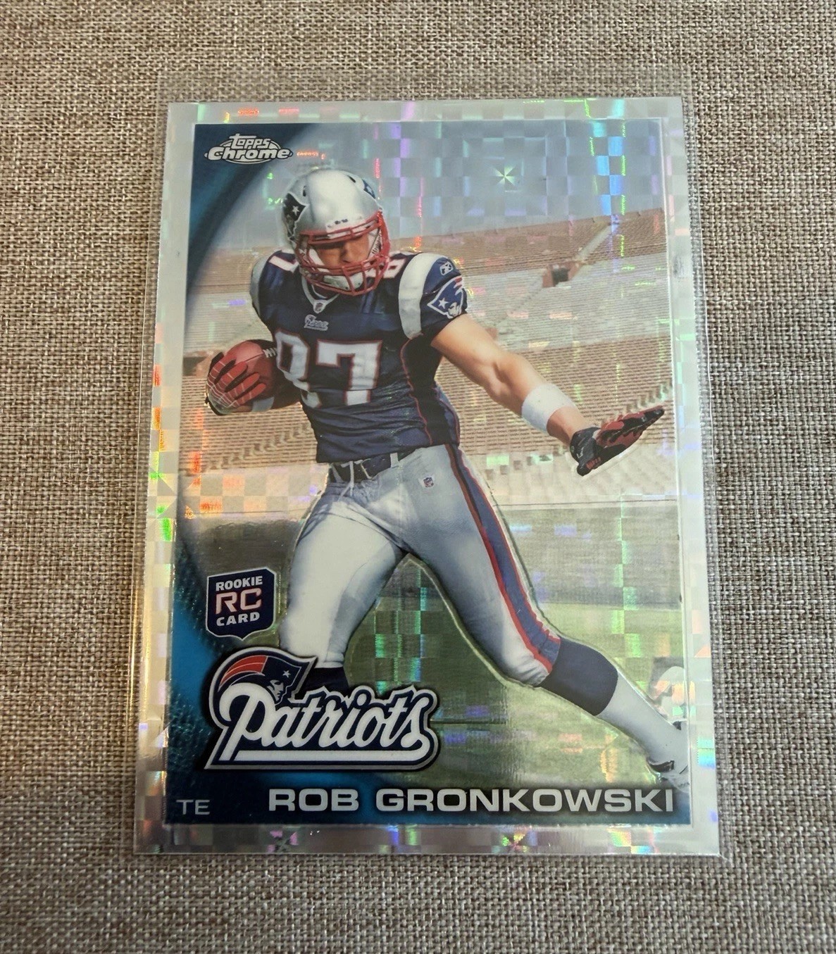 2010 Topps Chrome Rob Gronkowski #C112 (RC) Refractor (Read Description) 2010 Topps Chrome Rob Gronkowski #C112 (RC) Refractor (Read Description)