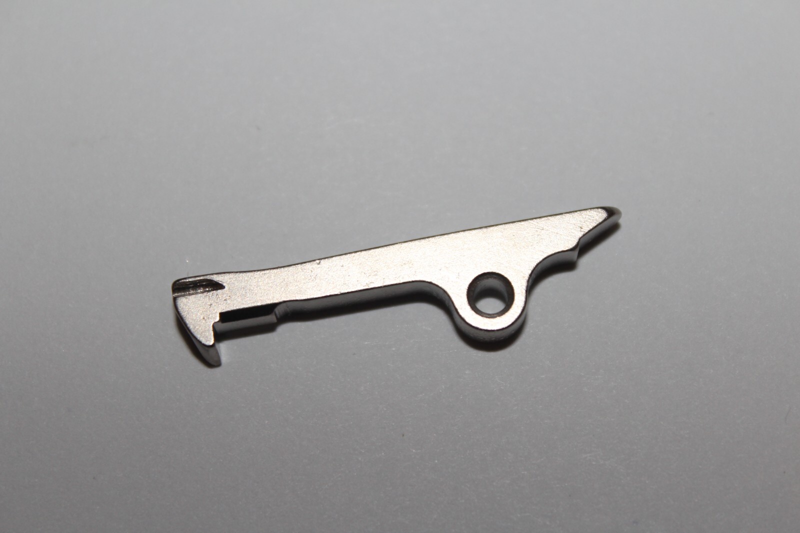 NEW Factory Original Beretta M9 92 Extractor NICKEL PLATED #C185 NEW Factory Original Beretta M9 92 Extractor NICKEL PLATED #C185