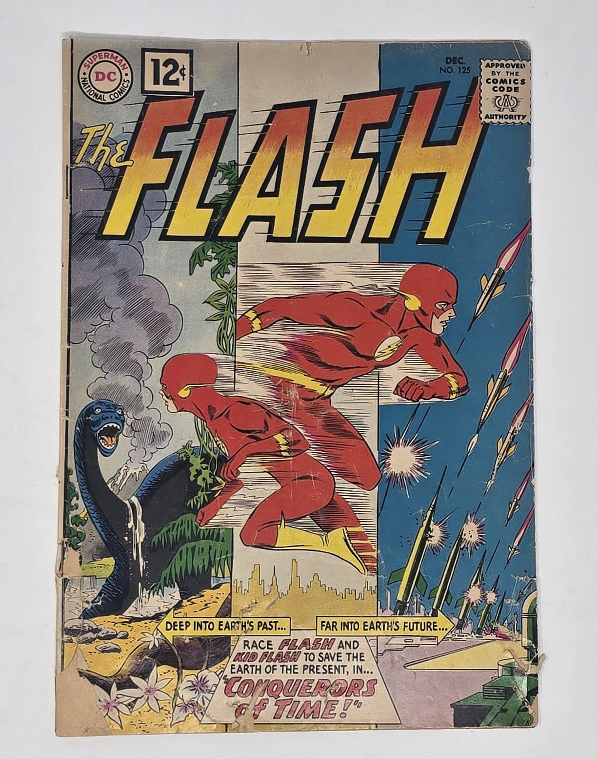 The Flash #125 Nice Silver Age Vintage DC Comic 1961 VG. 1st COSMIC TREADMILL The Flash #125 Nice Silver Age Vintage DC Comic 1961 VG. 1st COSMIC TREADMILL