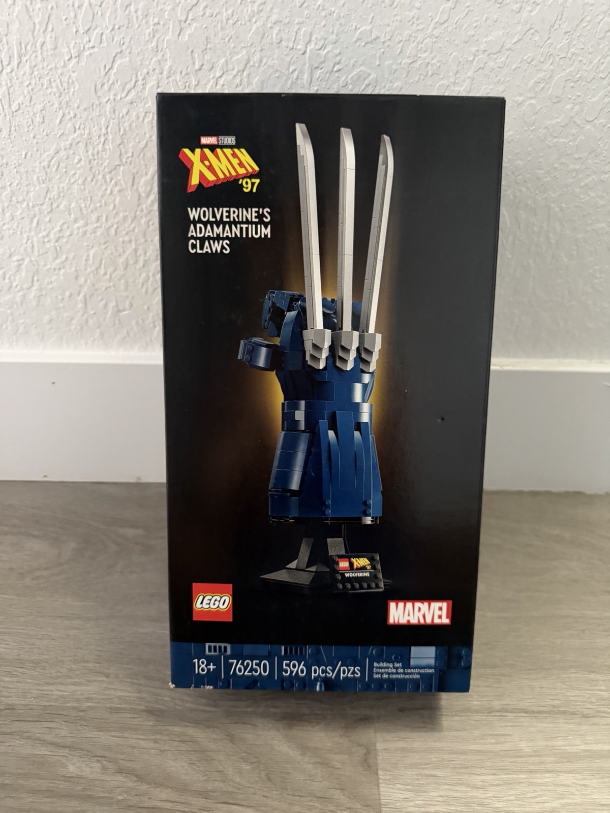 New in Box Sealed Retired LEGO 76250 Marvel Wolverine\'s Adamantium Claws X-MEN